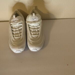 Nike Cream‎ Air Max Sneakers